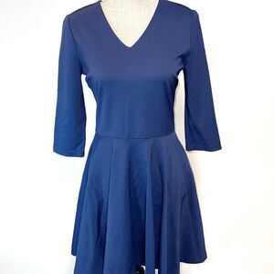 Dianne Von Furstenberg Jeannie Navy V Neck Dress Womens Size 6